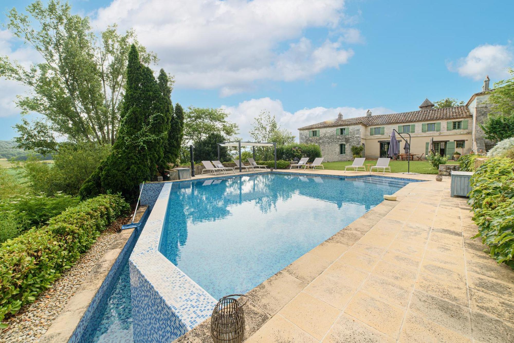 Manoir Le Moulinal47 - Vue Panoramique Hotel Courbiac Exterior foto